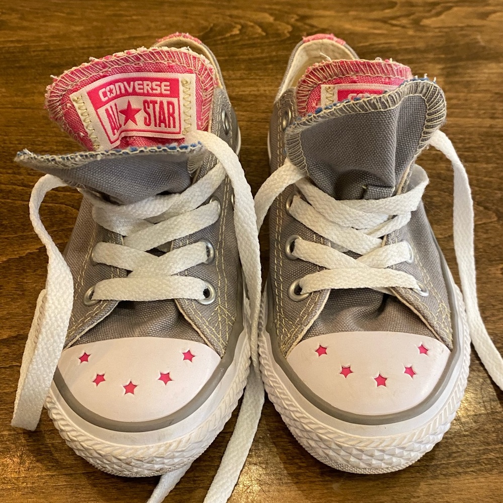 Sz 11 Converse All-Stars special edition sneakers